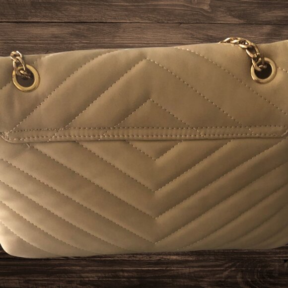 Crossbody Bag Lightweight Adjustable Chain Strap Quilted Design - Picture 6 of 6